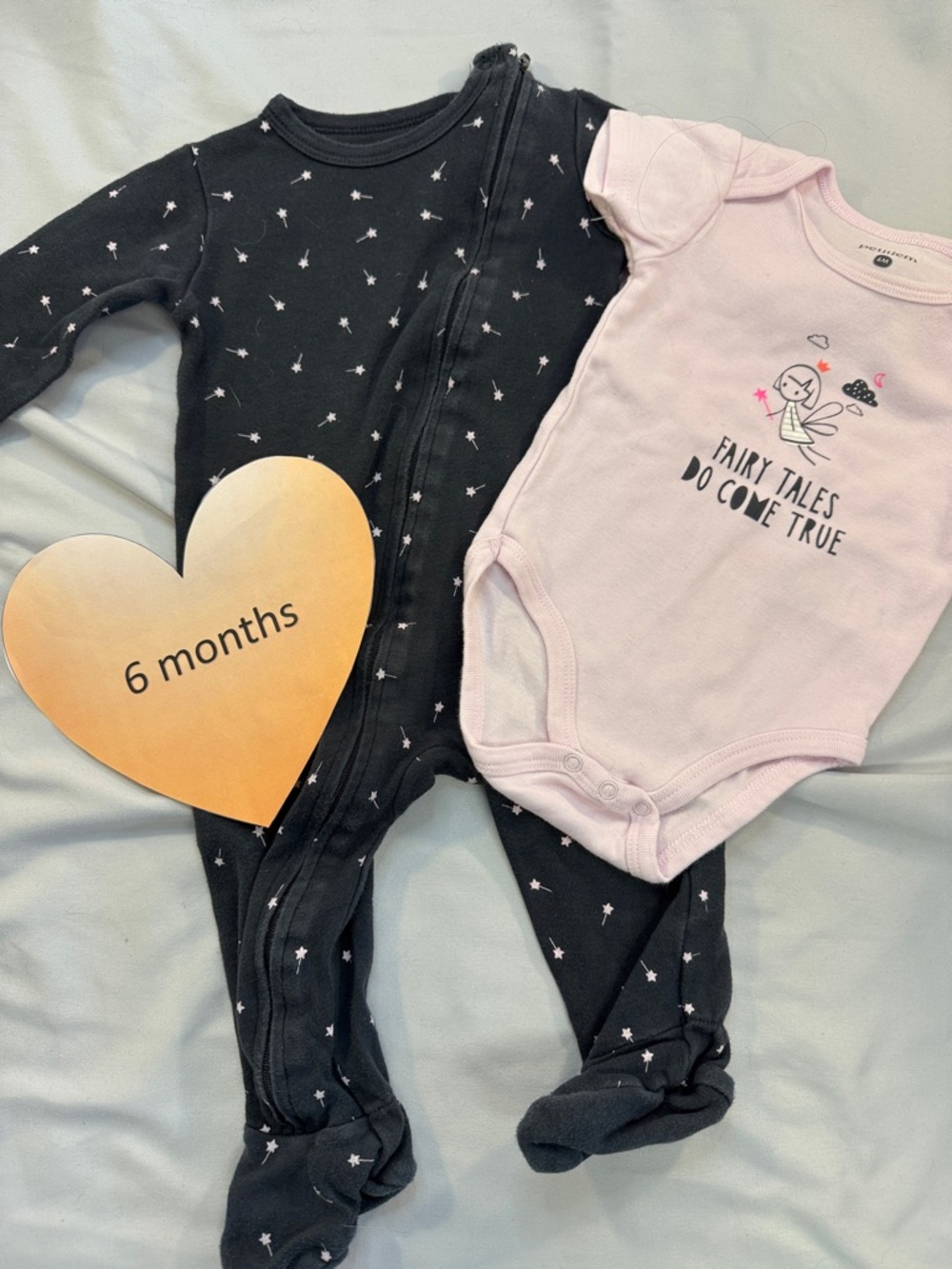 Petit Lem - Dark Gray Baby Pajamas with pink stars and matching onesie